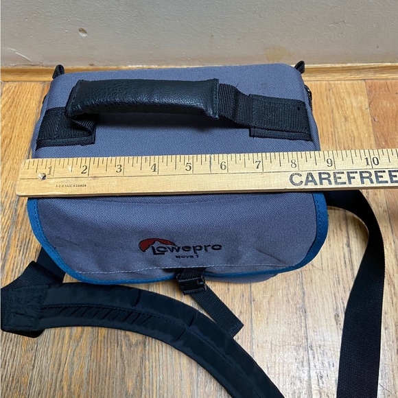 LOWEPRO NOVA 1 AW PADDED CAMERA SHOULDER BAG Dividers DSLR - Picture 9 of 11
